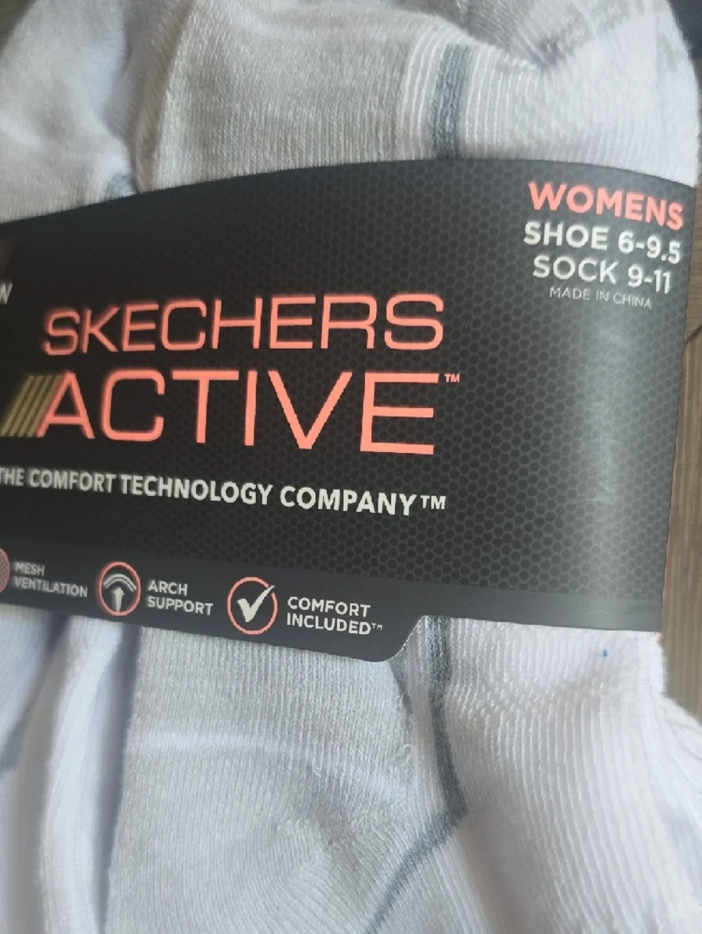 Skechers Active Women's White Quarter Crew Athletic Socks - Gray Accent (6 Pair)